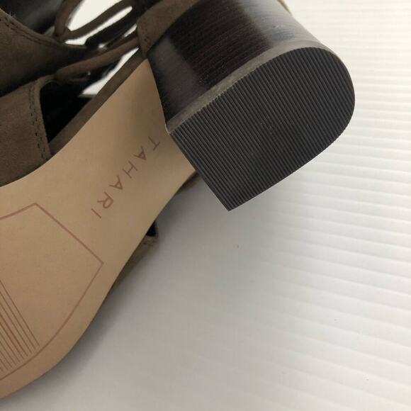 New! Tahari peep toe block heel bootie NWOT - Picture 7 of 12